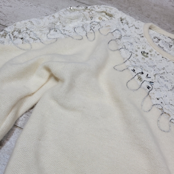 Lilly of California Vintage Cream Lace Sweater - Picture 3 of 8